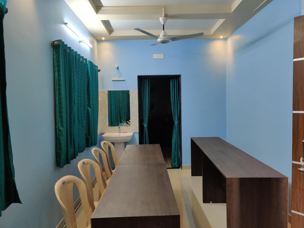 Bandekar Home Stay Mālvan Esterno foto