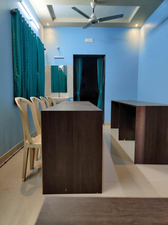 Bandekar Home Stay Mālvan Esterno foto